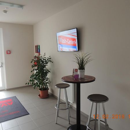 קורנויבורג Avia Motel Bisamberg חדר תמונה
